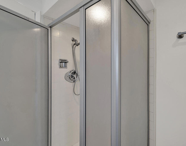 12754 Addison Street - Photo Thumbnail 30