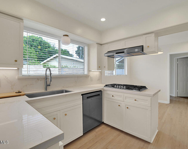 12754 Addison Street - Photo Thumbnail 2