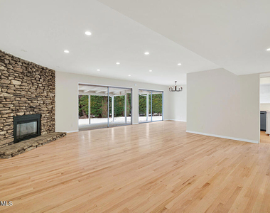 12754 Addison Street - Photo Thumbnail 1
