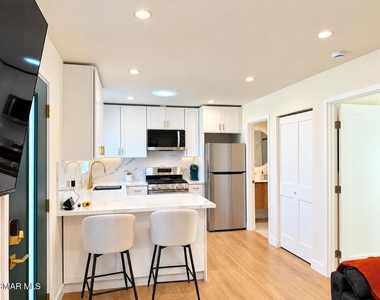 8324 Bardwell Avenue - Photo Thumbnail 5