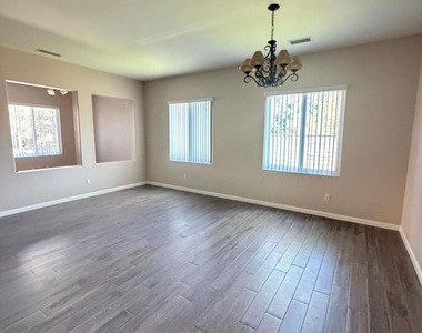4944 Monument Street - Photo Thumbnail 5