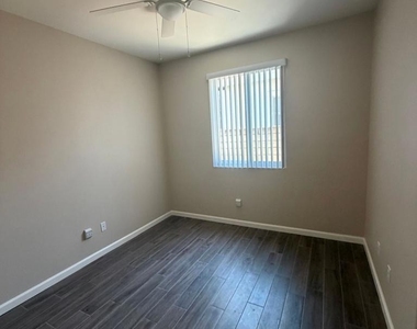 4944 Monument Street - Photo Thumbnail 12