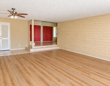 34554 Calle Las Palmas - Photo Thumbnail 4