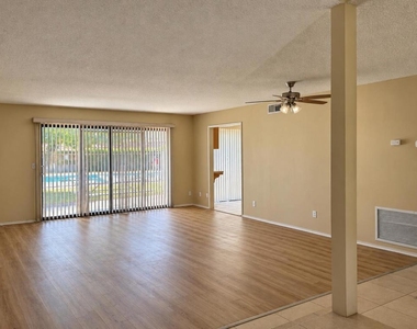 34554 Calle Las Palmas - Photo Thumbnail 3