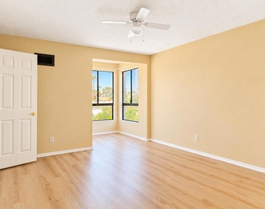 34554 Calle Las Palmas - Photo Thumbnail 8