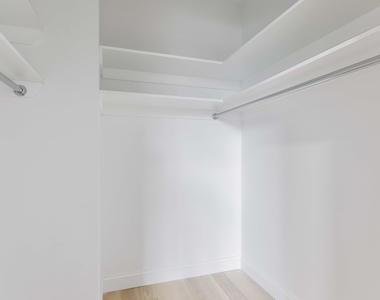 75 West Street - Photo Thumbnail 4