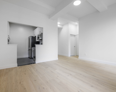 75 West Street - Photo Thumbnail 1
