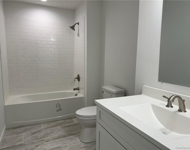 16 Pinto Road W - Photo Thumbnail 23