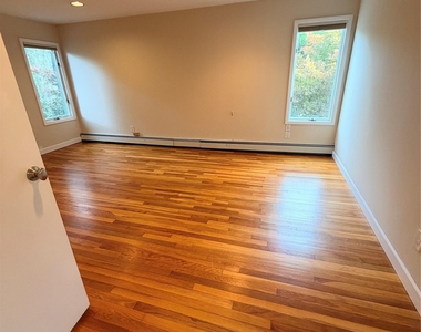 8 Sagamore Way S - Photo Thumbnail 15