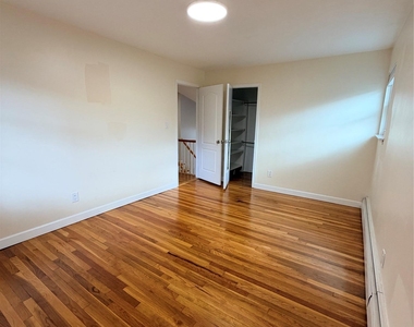 8 Sagamore Way S - Photo Thumbnail 16