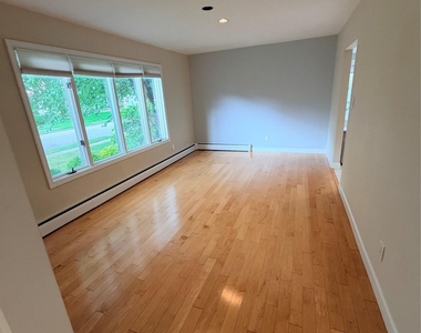 8 Sagamore Way S - Photo Thumbnail 3