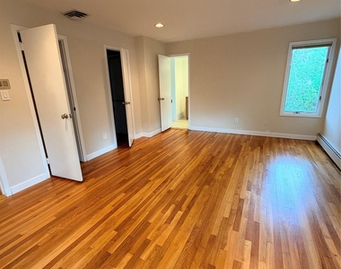 8 Sagamore Way S - Photo Thumbnail 18