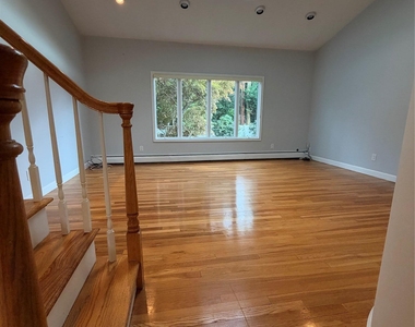 8 Sagamore Way S - Photo Thumbnail 10
