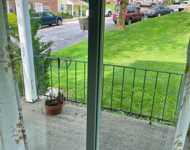 502 Towne House Village - Photo Thumbnail 4