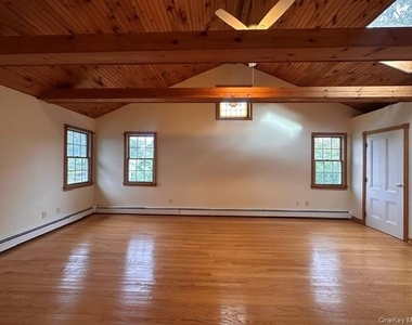 22 Cedar Street - Photo Thumbnail 15