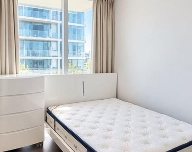 131-03 40th Avenue - Photo Thumbnail 3