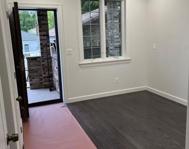 6139 231st Street - Photo Thumbnail 11