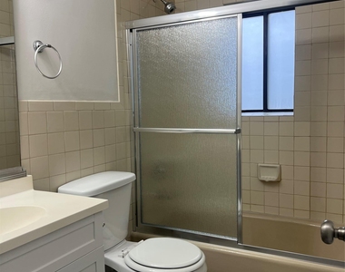 730 Kennedy Drive - Photo Thumbnail 7