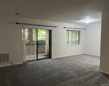 730 Kennedy Drive - Photo Thumbnail 3