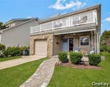 625 E Beech Street - Photo Thumbnail 20