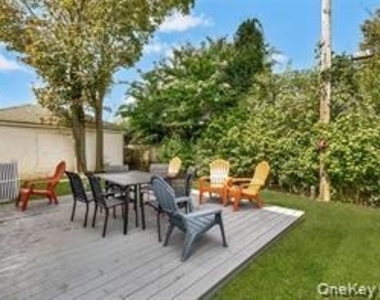 625 E Beech Street - Photo Thumbnail 16