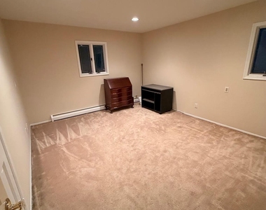 1 Somner Drive - Photo Thumbnail 23