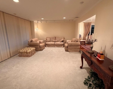 1 Somner Drive - Photo Thumbnail 2