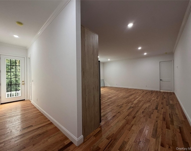 83 Milmay Avenue - Photo Thumbnail 5