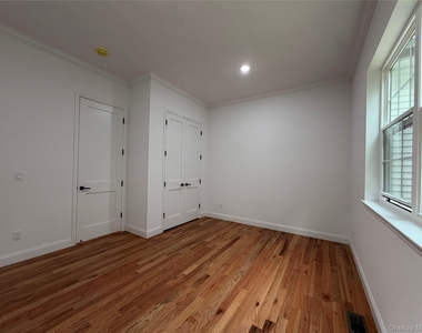 83 Milmay Avenue - Photo Thumbnail 2
