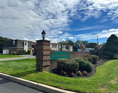 101 Sylvan - Photo Thumbnail 18