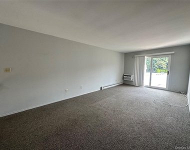 101 Sylvan - Photo Thumbnail 6
