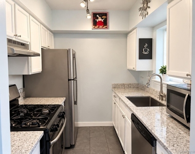 172 Beach 61st Street - Photo Thumbnail 2