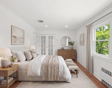 467 Hempstead - Photo Thumbnail 10