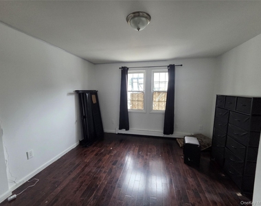 91-32 116th Street - Photo Thumbnail 4