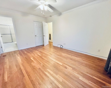 153 Montgomery Avenue - Photo Thumbnail 10