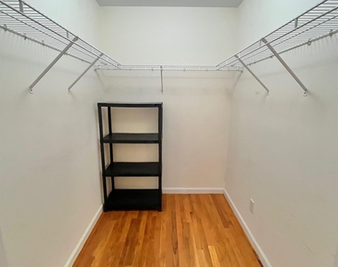 153 Montgomery Avenue - Photo Thumbnail 11