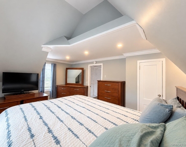 88 West Boulevard - Photo Thumbnail 16