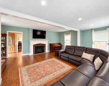 88 West Boulevard - Photo Thumbnail 3