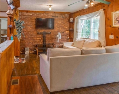 70 Brigham Lane - Photo Thumbnail 3