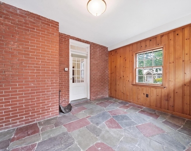 45 Tennyson Avenue - Photo Thumbnail 6