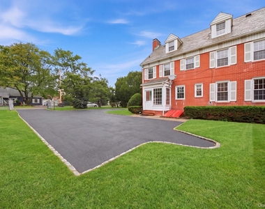 45 Tennyson Avenue - Photo Thumbnail 26