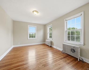 45 Tennyson Avenue - Photo Thumbnail 19