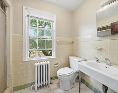 45 Tennyson Avenue - Photo Thumbnail 15