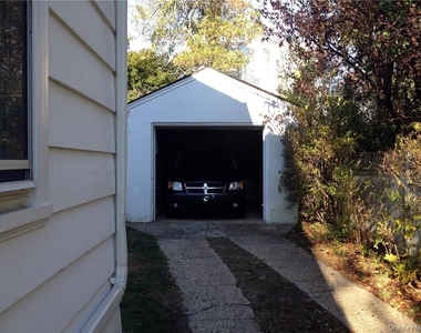 80 Edgewood Avenue - Photo Thumbnail 16