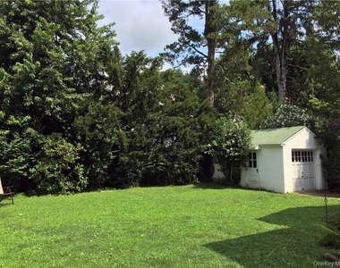 80 Edgewood Avenue - Photo Thumbnail 13