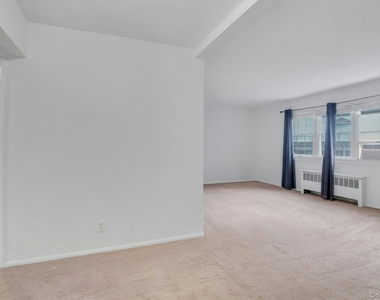580 Bedford - Photo Thumbnail 9