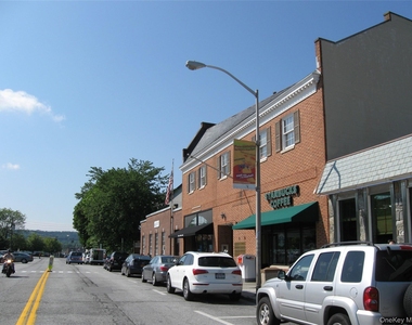 580 Bedford - Photo Thumbnail 23