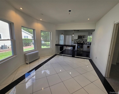 300 A Lakeside Road - Photo Thumbnail 3