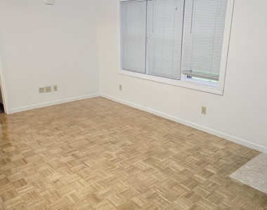 1c Lacosta Drive - Photo Thumbnail 6
