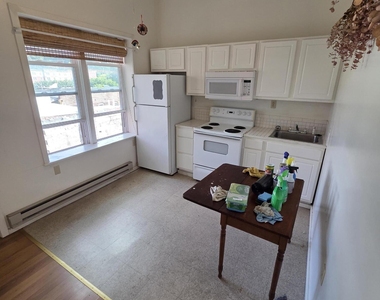 150 4th Street - Photo Thumbnail 3